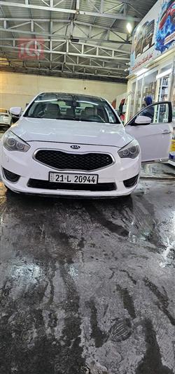 كيا كادينزا